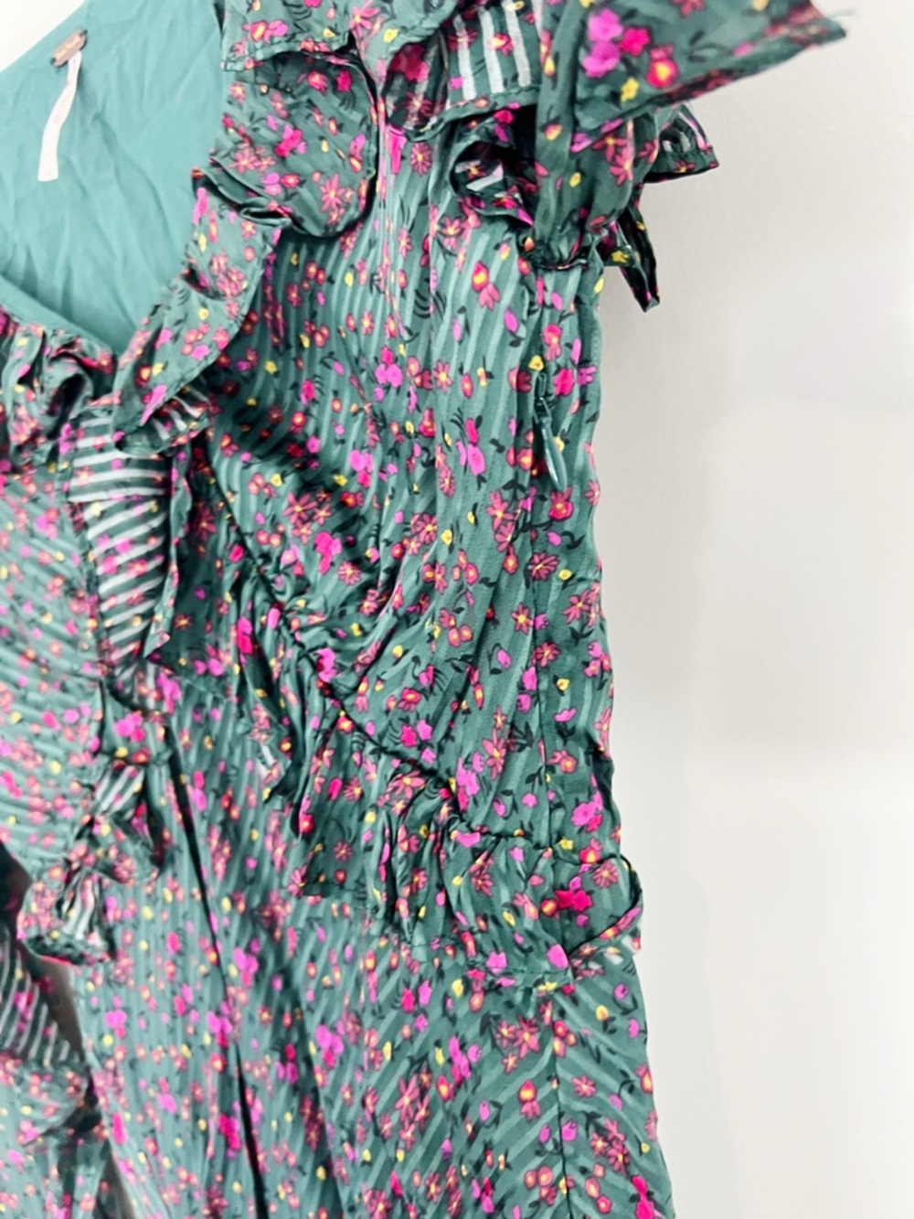 Free People Sweetest Thing Mini Dress in Green Pink Floral Size 4 - Picture 9 of 10